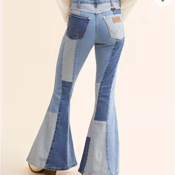Wrangler X Lainey Wilson Patchwork Super Flare Jean 30x32 - Picture 2 of 5